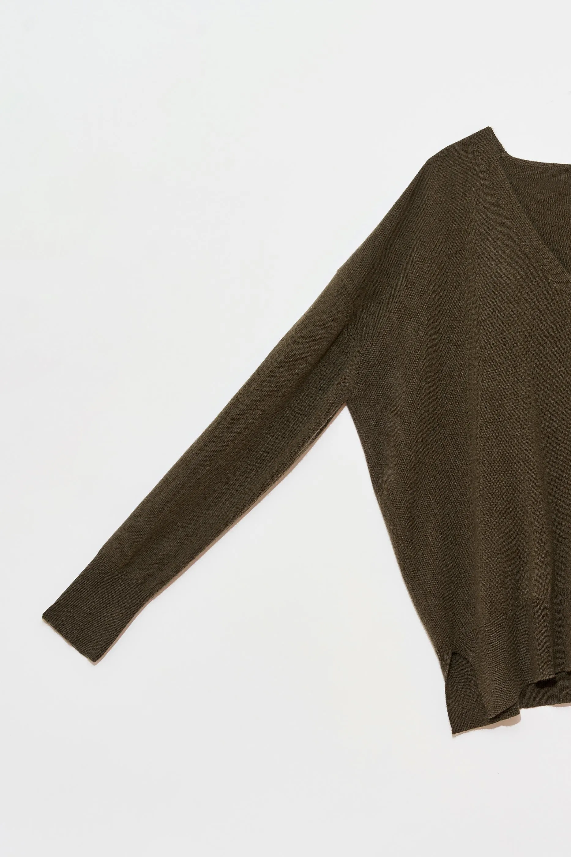 Ada Cashmere V-Neck