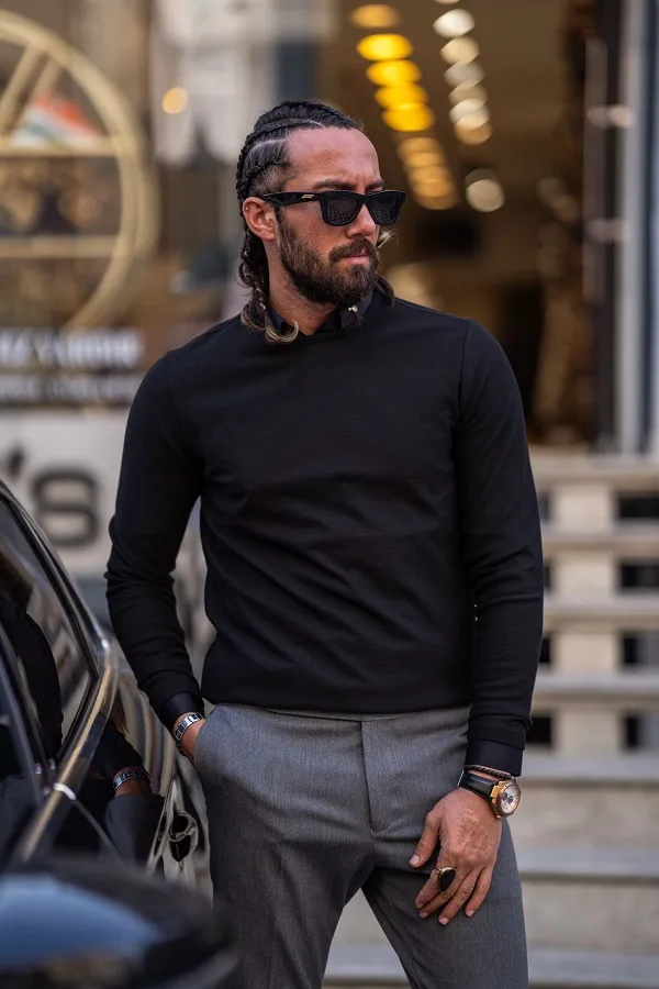 Black Slim Fit Round Neck Sweater for Men | GentWith.com
