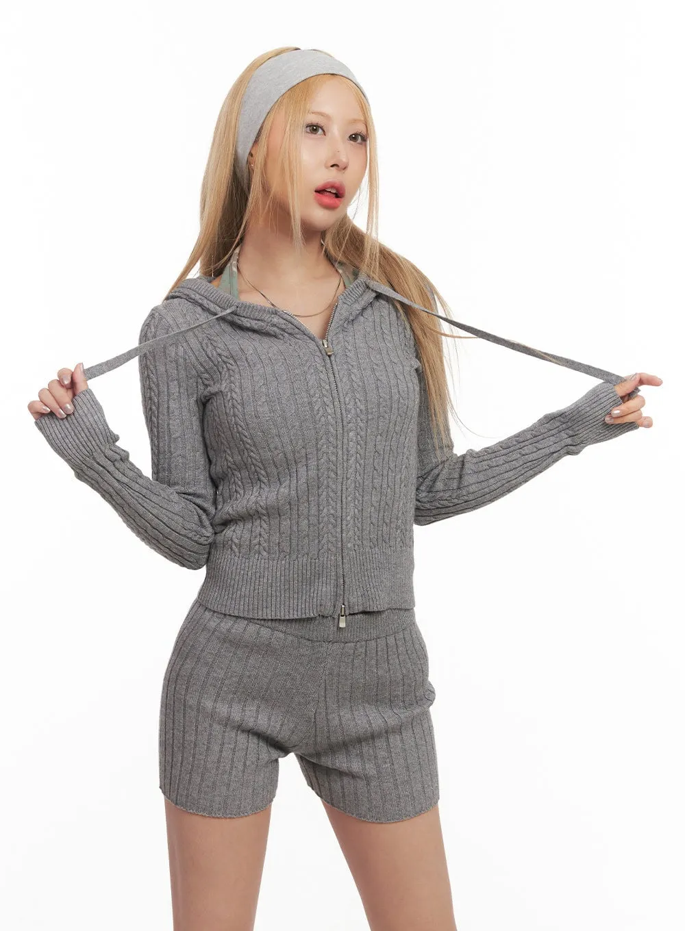 Cable-Knit Zip-Up Hooded Cardigan CM505