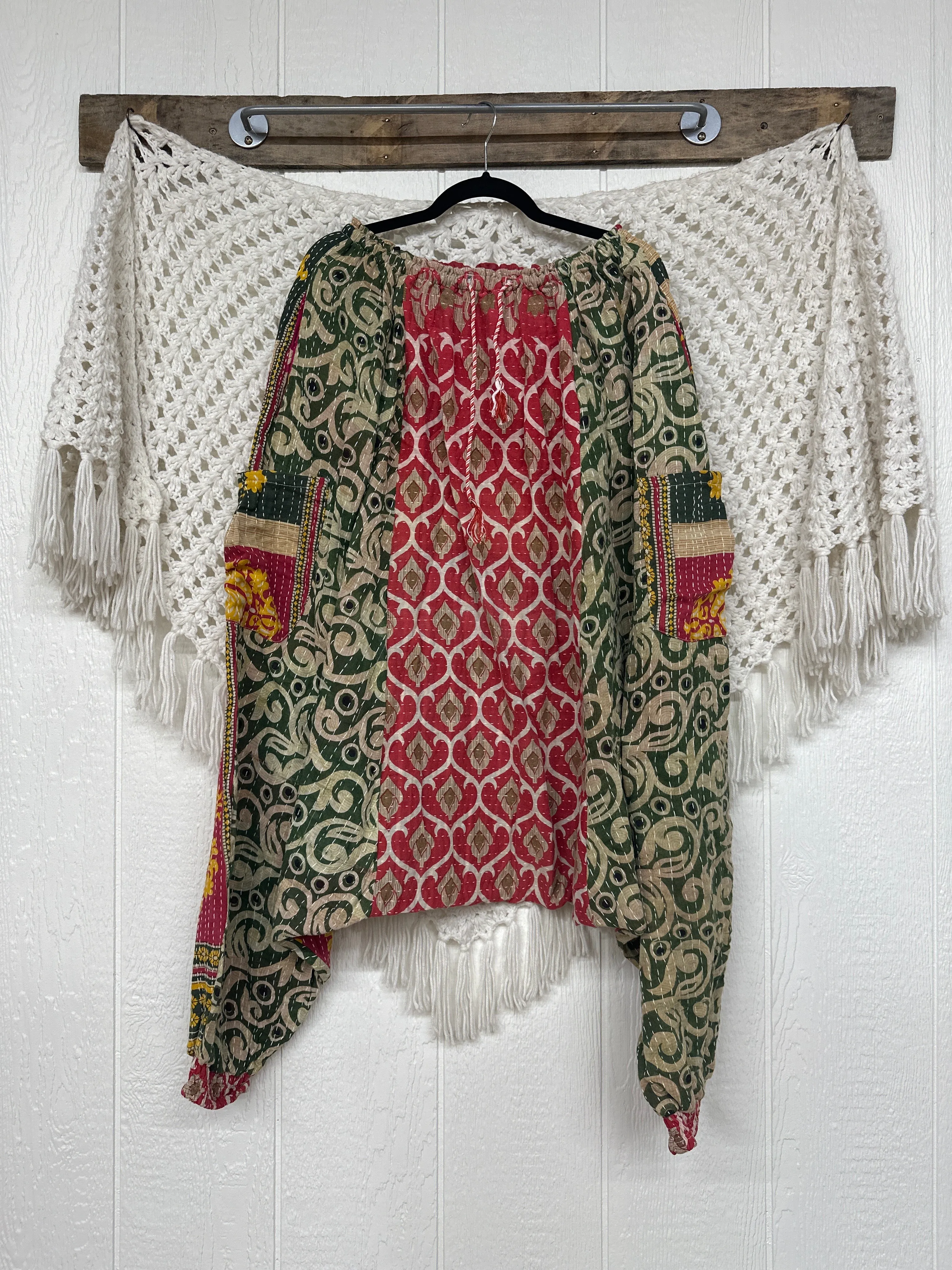 Kantha Be Still Harems 0824 192