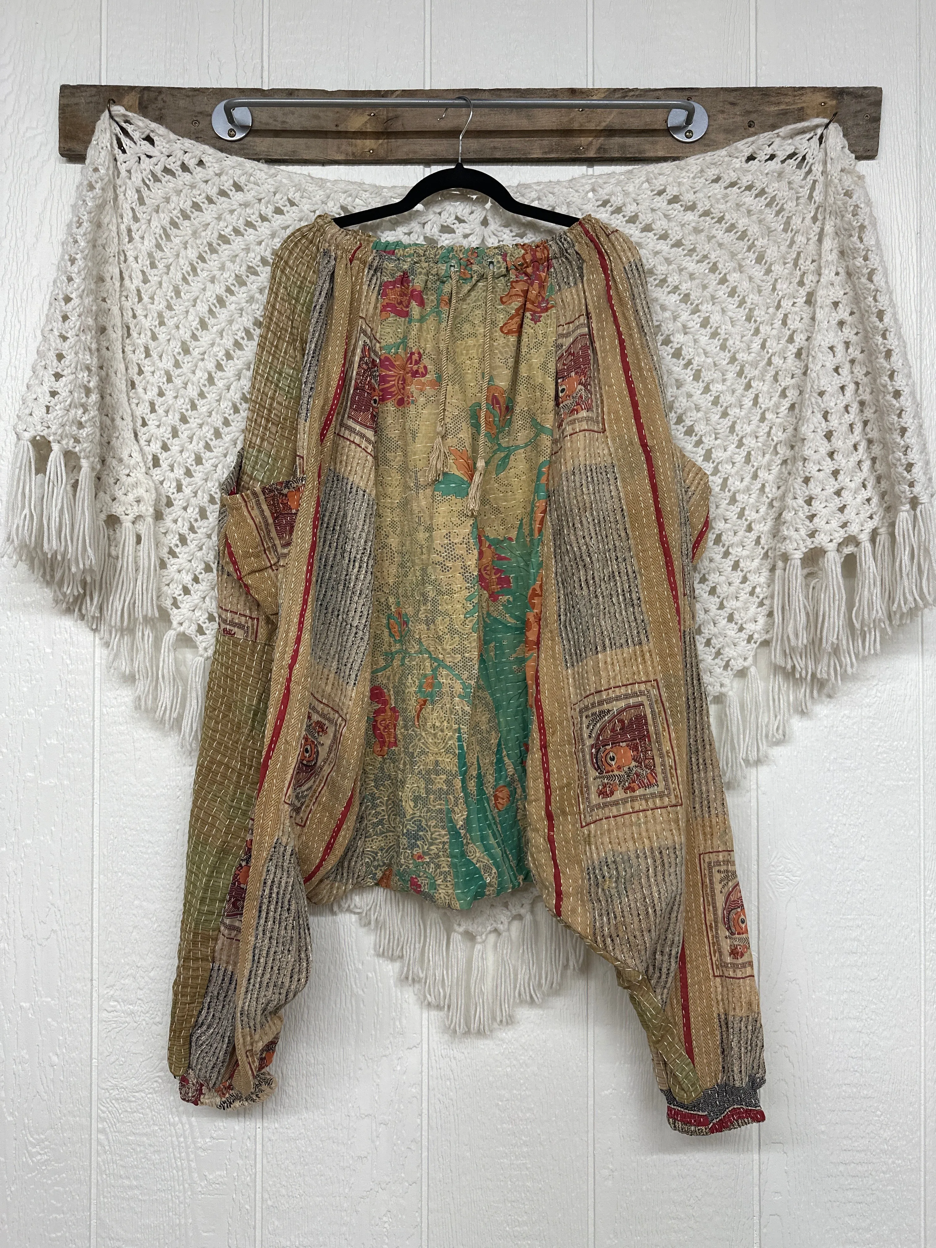 Kantha Be Still Harems 0824 247