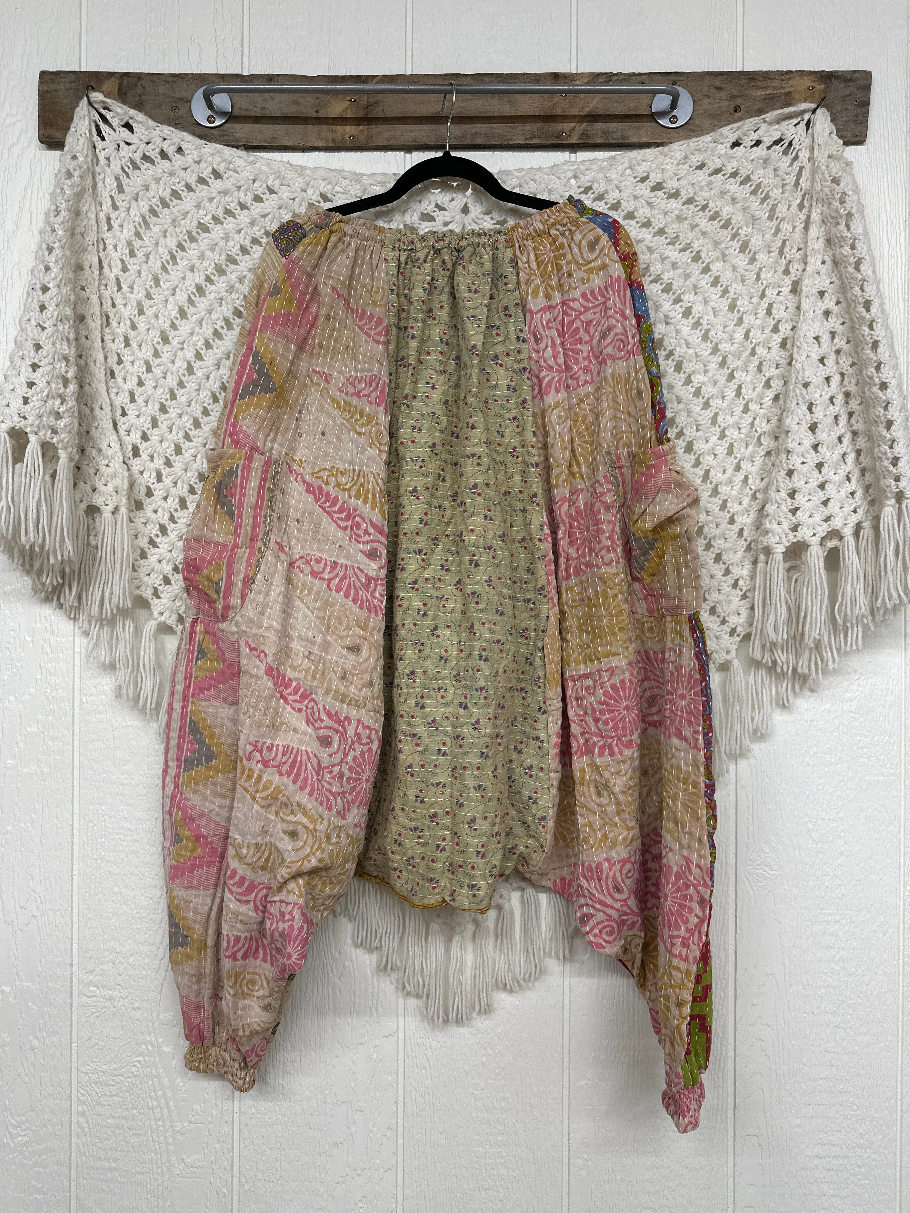 Kantha Be Still Harems 0824 250