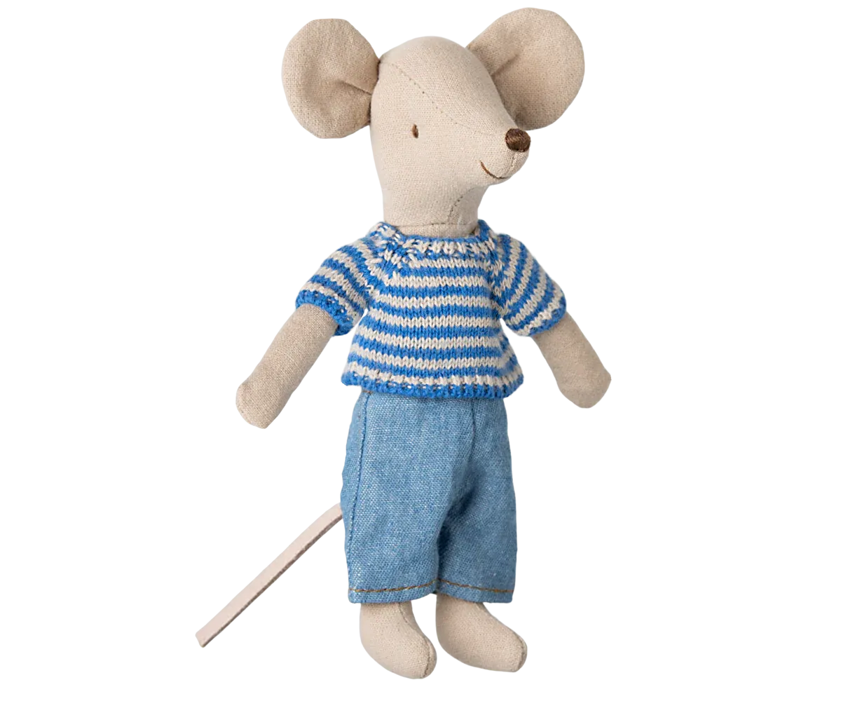Knitted Sweater and Pants, Big Brother Mouse