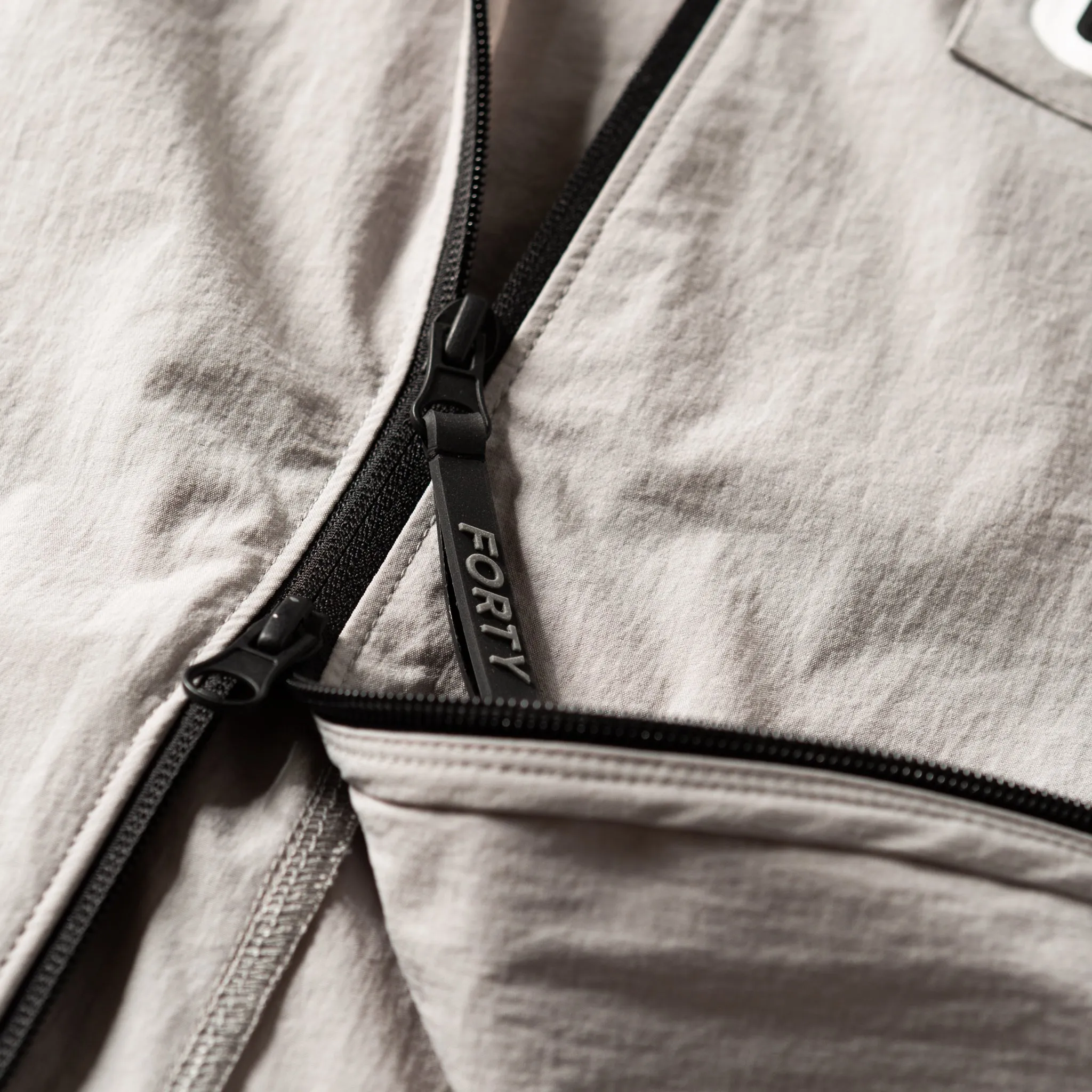 Mirra Tech Overshirt (Silver Grey)