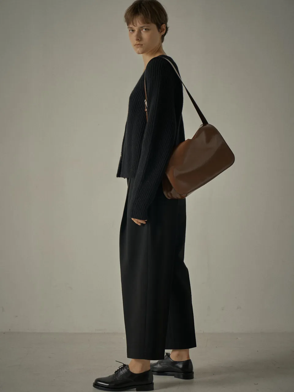 Round Wool Pants - Black