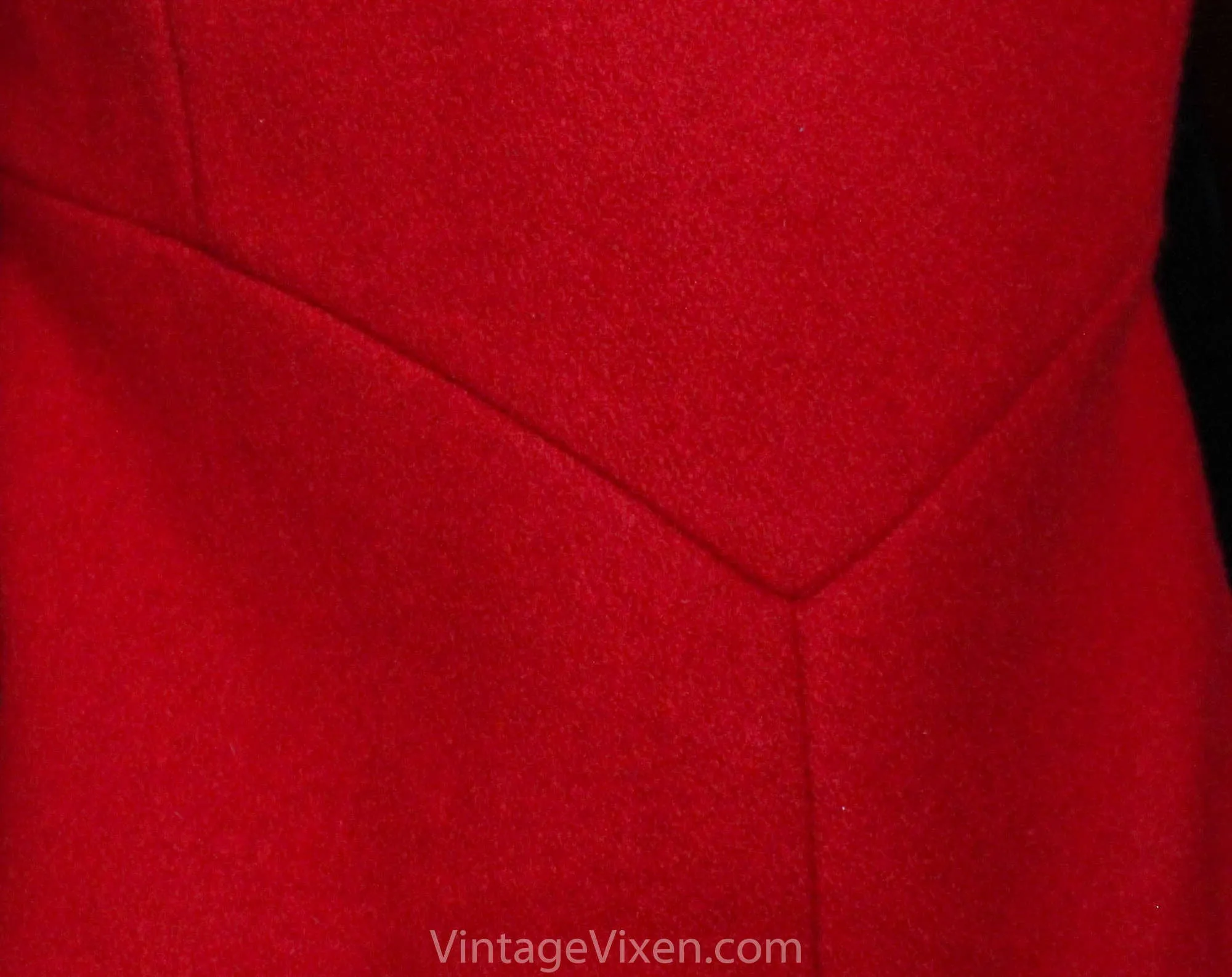 Size 6 Red Jacket - 1990s Retro Wool with 1940s Look - Beautiful Tailoring - Double Breasted Coin Buttons - Petite Sophisticate - Bust 36