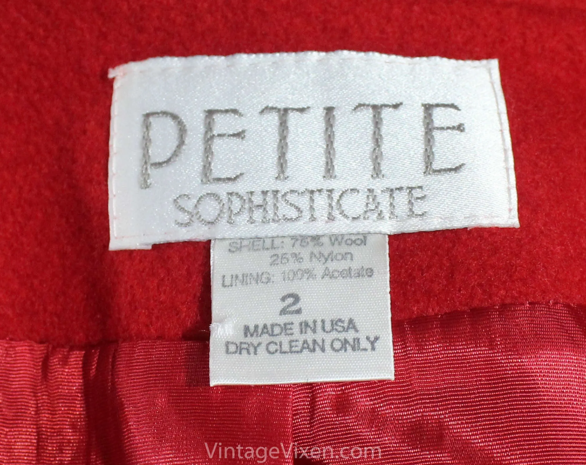 Size 6 Red Jacket - 1990s Retro Wool with 1940s Look - Beautiful Tailoring - Double Breasted Coin Buttons - Petite Sophisticate - Bust 36