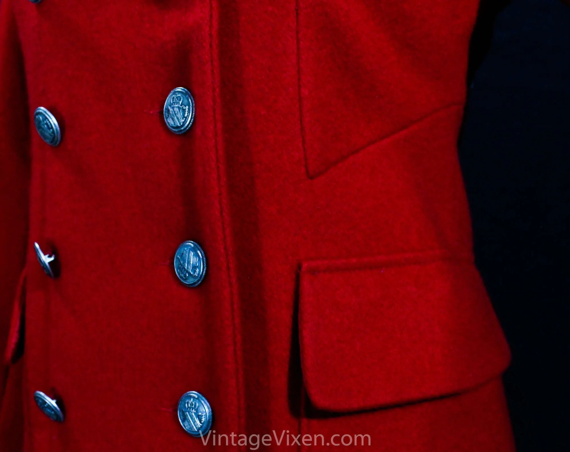 Size 6 Red Jacket - 1990s Retro Wool with 1940s Look - Beautiful Tailoring - Double Breasted Coin Buttons - Petite Sophisticate - Bust 36