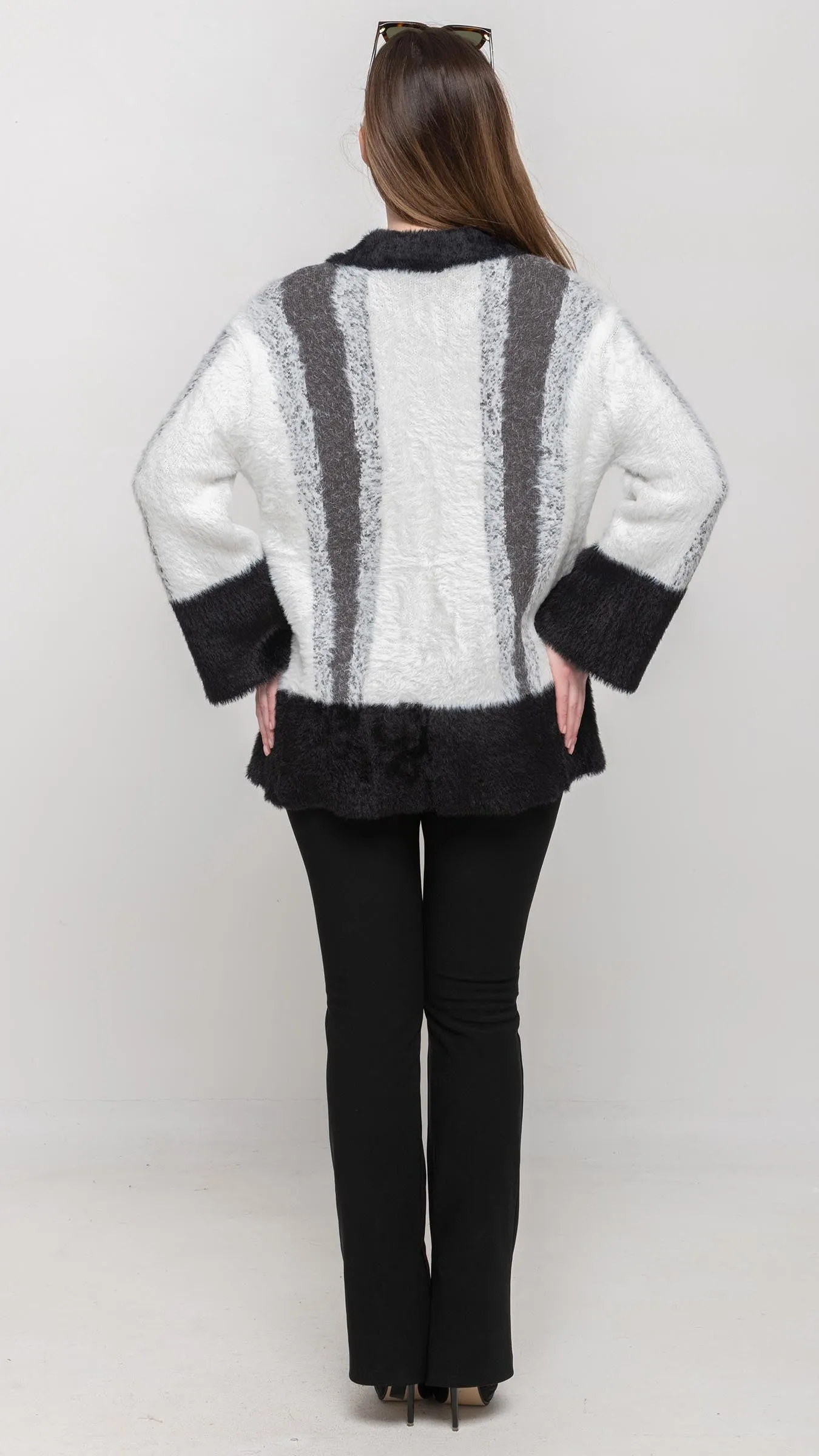 Sweater coat in Black & White